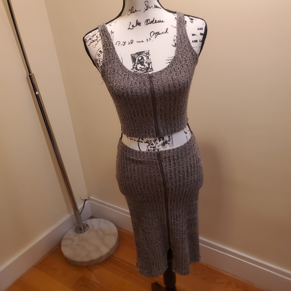 2 piece sweater dress with zipper